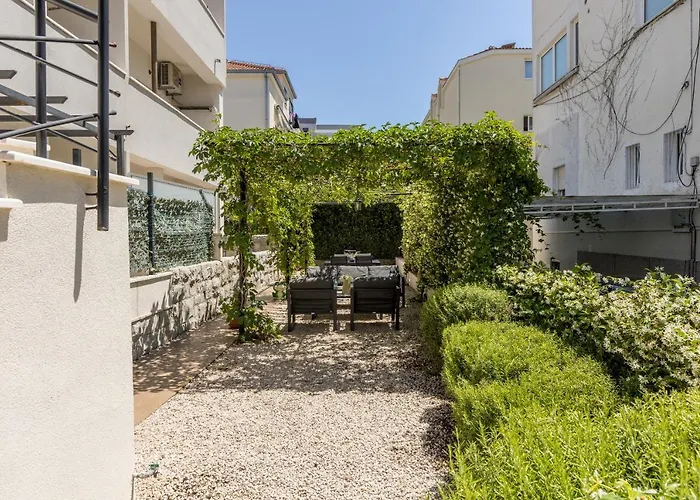 Milla Apartment Split