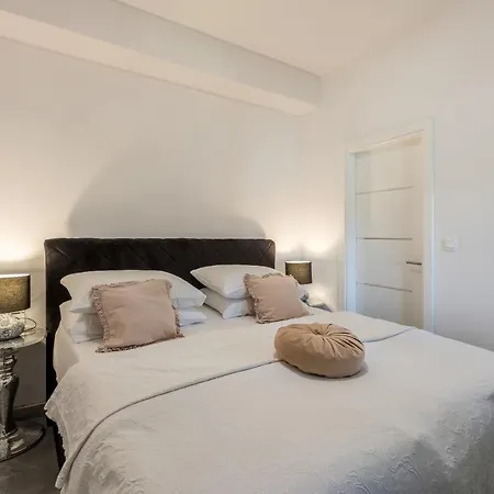 Apartament Milla *